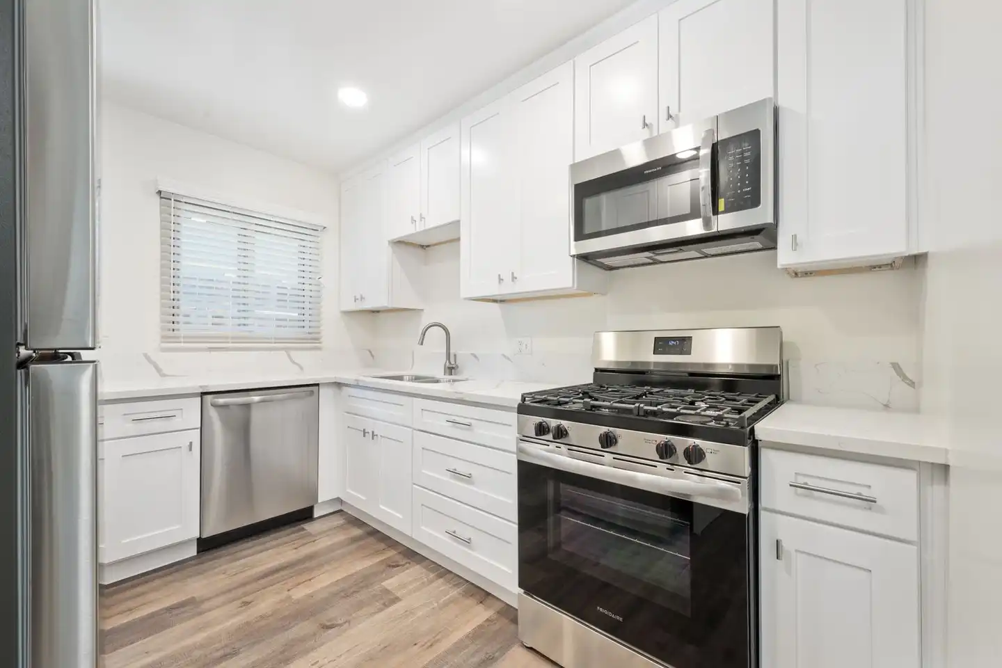 7 E Maple Ave - 7 E Maple Ave unit 7-2 - El Segundo, CA | Rent.