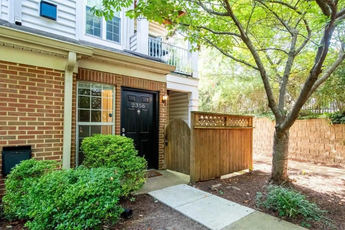 2356 Garnett Dr #1 - Alexandria, VA | Rent.