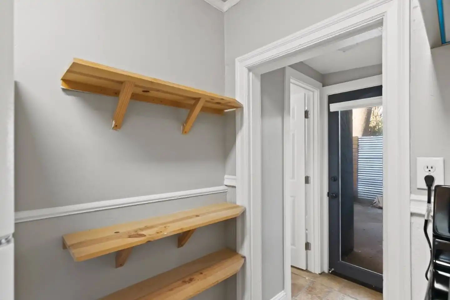 1235 Stanford Ave unit B - Emeryville, CA | Rent.
