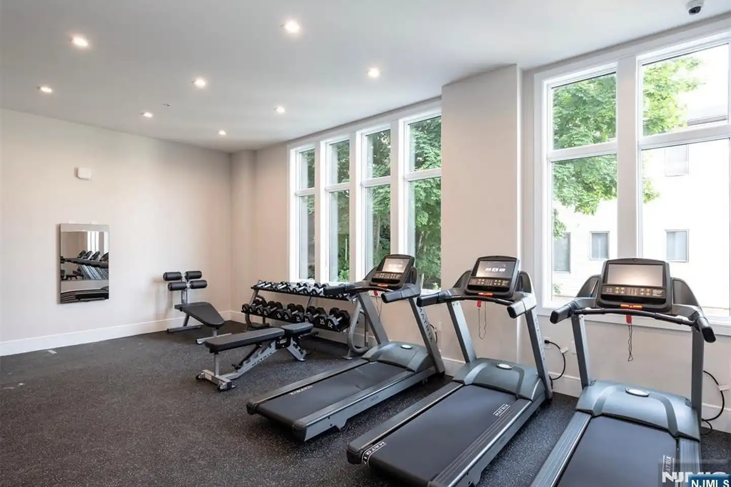 470 Main St unit 302 - Fort Lee, NJ | Rent.