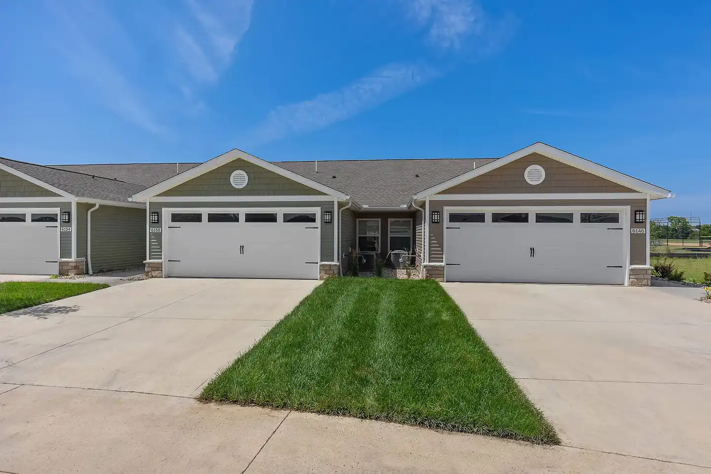 Redwood Galloway - 280 Alton Darby Creek Rd - Galloway, OH | Rent.