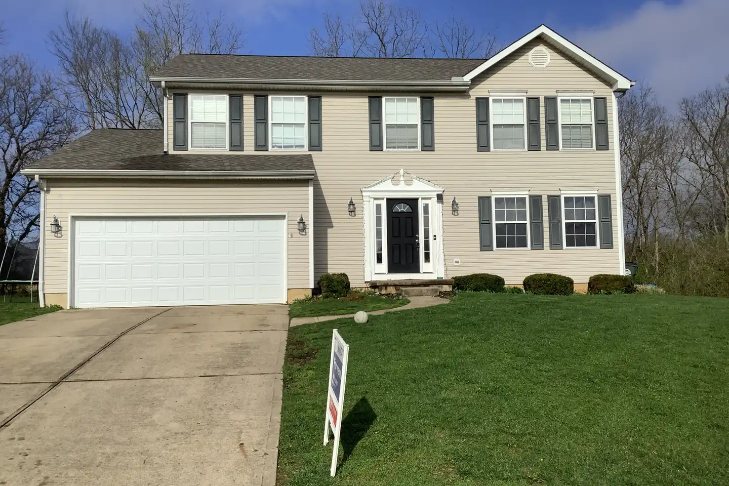 105 Daniel Dr - Germantown, OH | Rent.