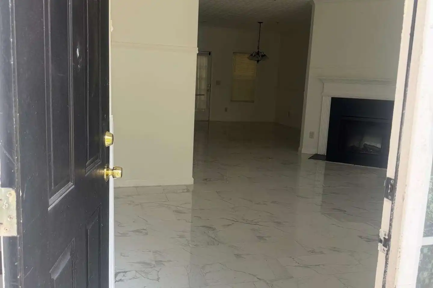 5090 Leeshire Trace - Tucker, GA | Rent.