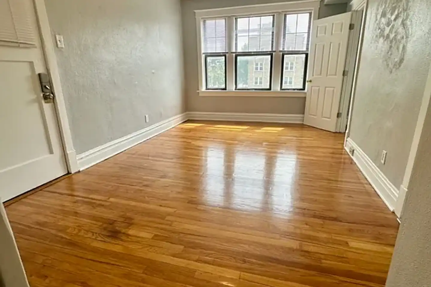 4415 Pershing Ave - Saint Louis, MO | Rent.