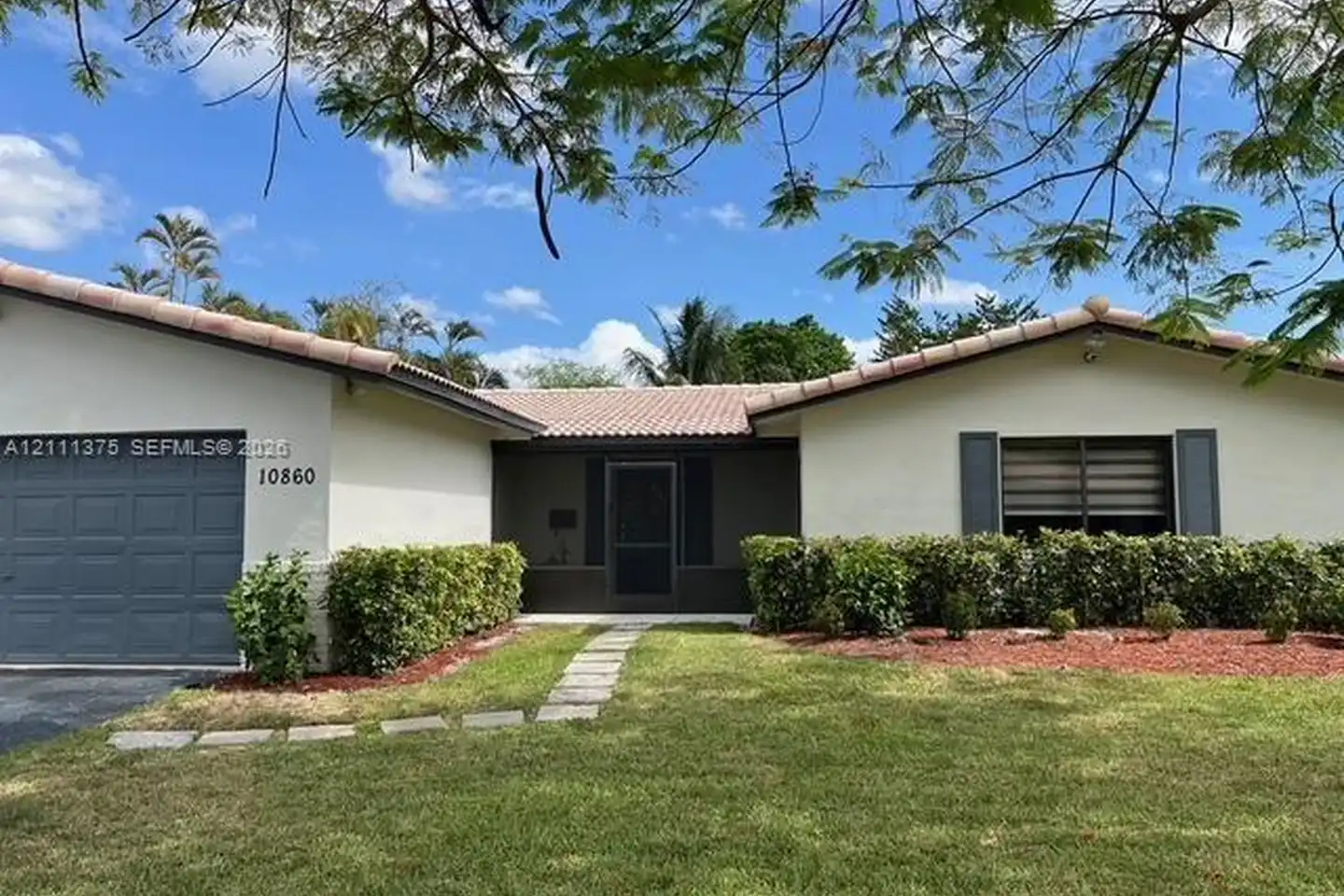 10860 NW 40th St - Coral Springs, FL | Rent.