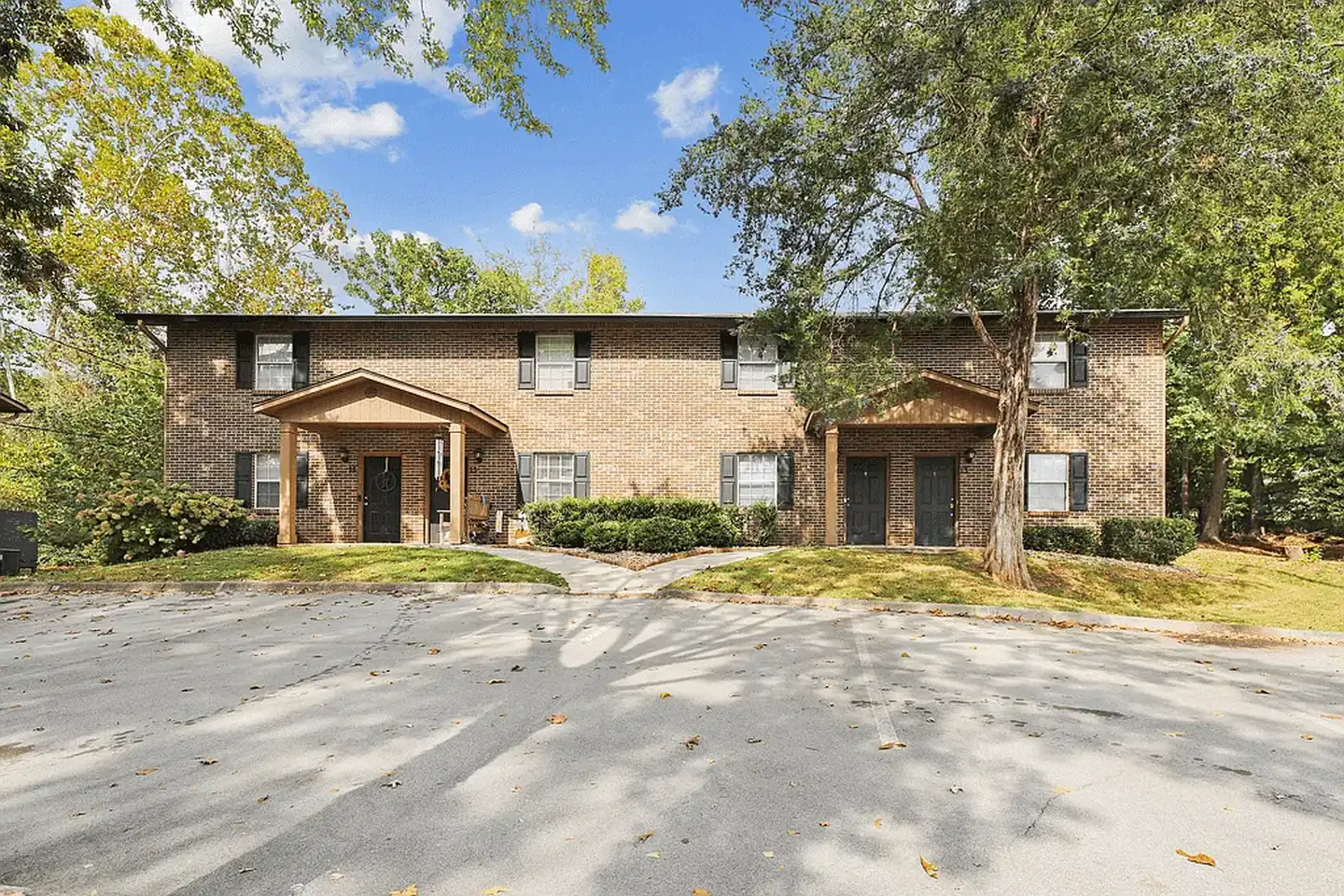 Forest Ridge Apartments - 9706 Smoky Ridge Way - Knoxville, TN | Rent.