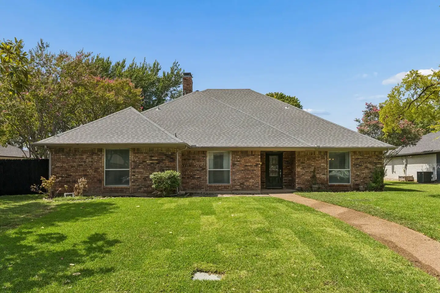 6611 Elvedon Dr - Dallas, TX | Rent.