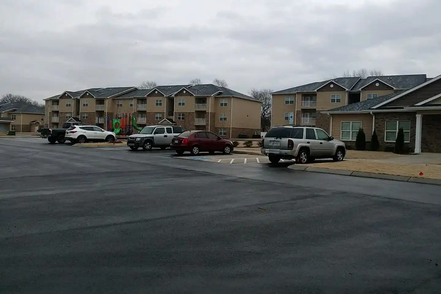 Cason Ridge Apartments - 1647 Cason Ln - Murfreesboro, TN | Rent.