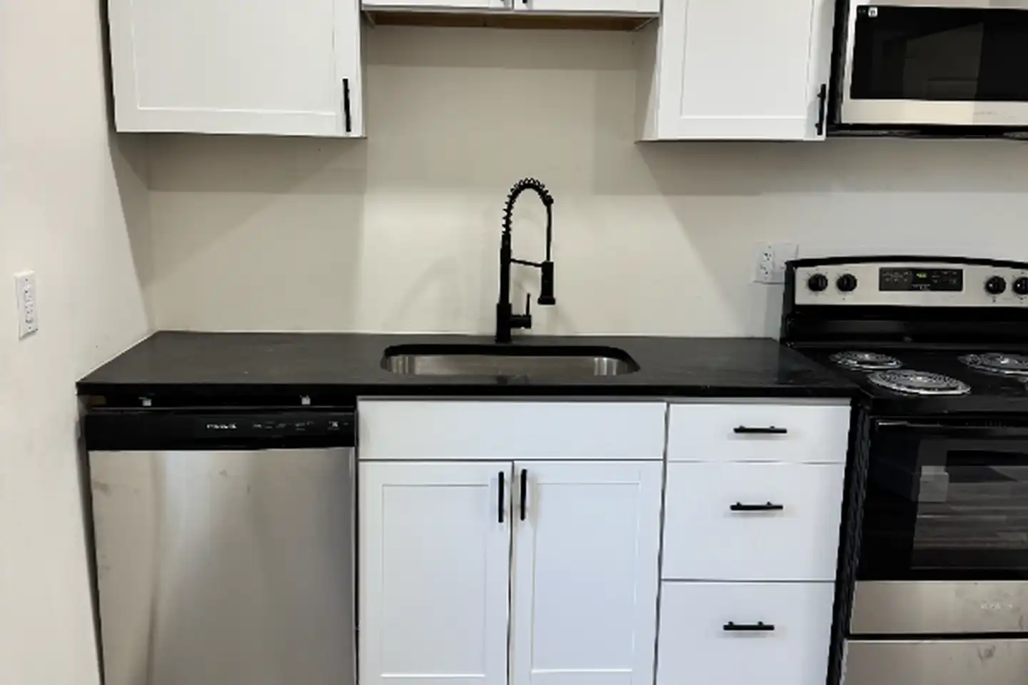509 N Elm St - Bellefontaine, OH | Rent.