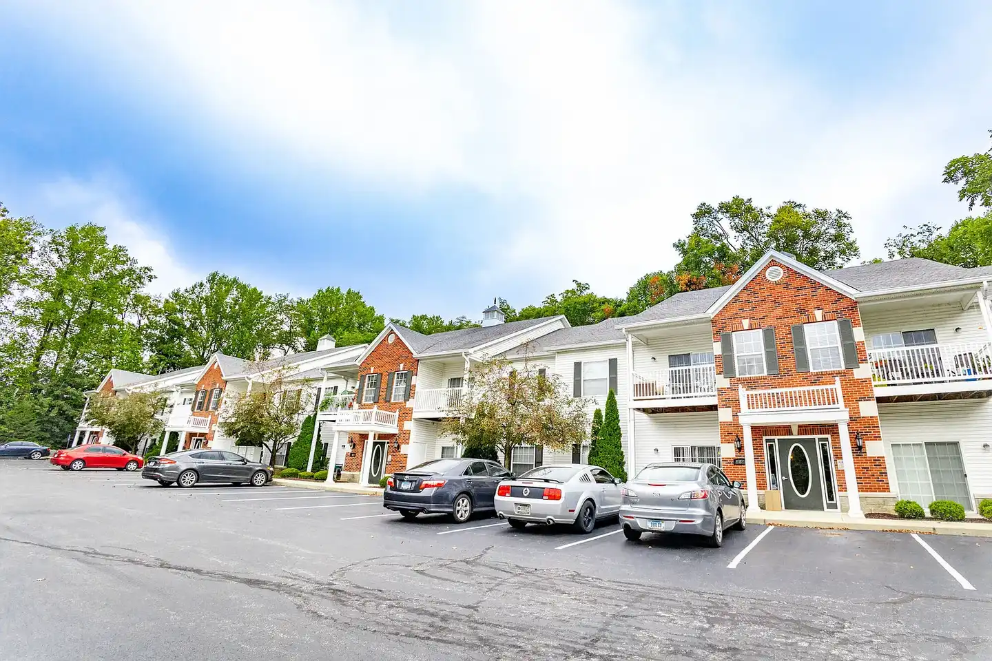Forest Ridge - 790 S Basswood Dr - Bloomington, IN | Rent.