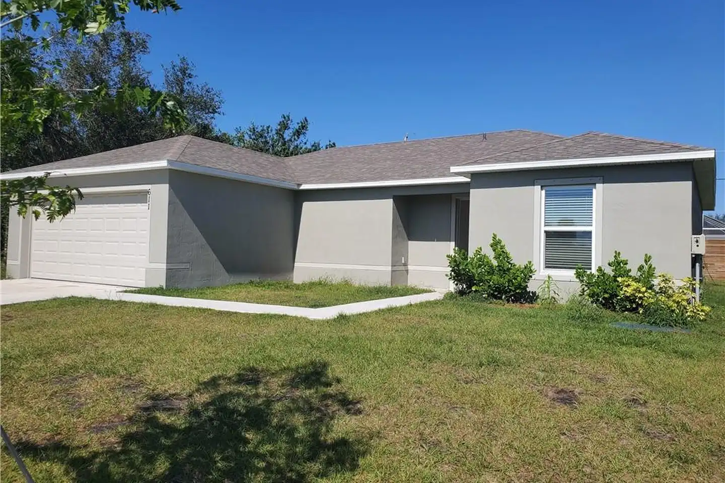 611 SW McComb Ave - Port St Lucie, FL | Rent.