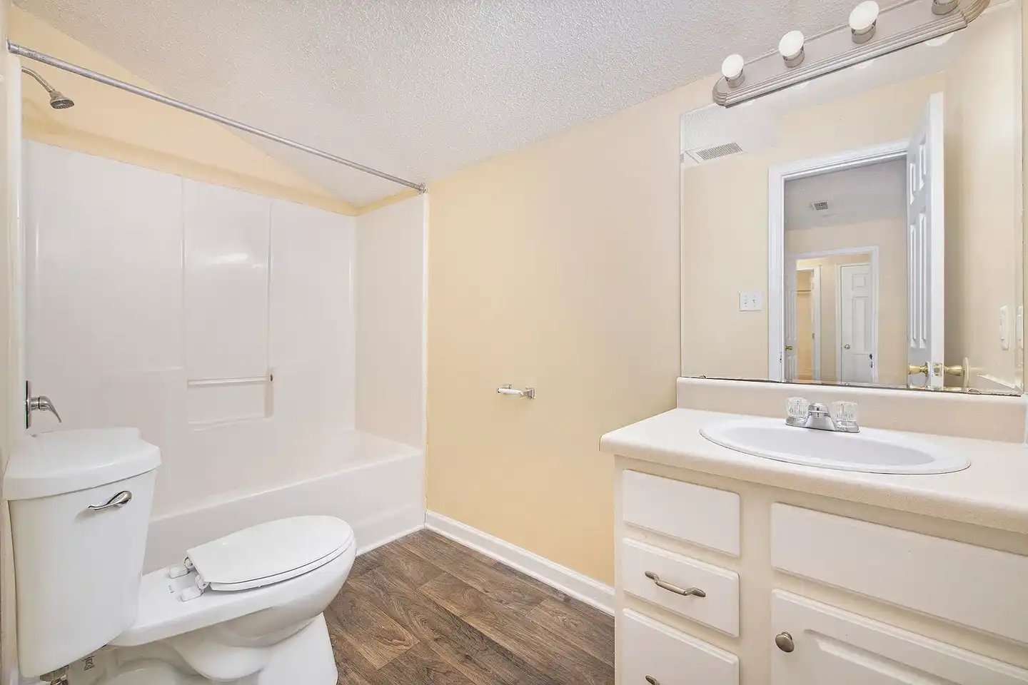 MAA Highland Ridge - 3549 Rutherford Rd - Taylors, SC | Rent.
