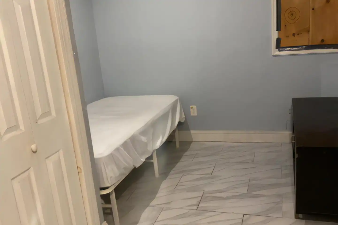 4239 Sansom St unit Basement studio - Philadelphia, PA | Rent.