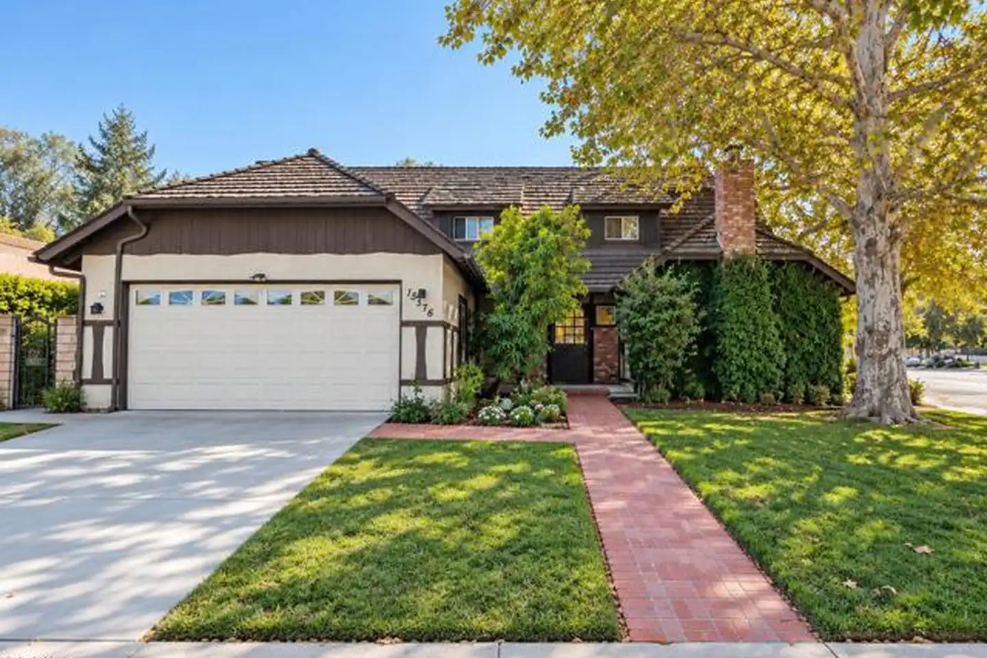 15376 Valley Vista Blvd - Los Angeles, CA | Rent.