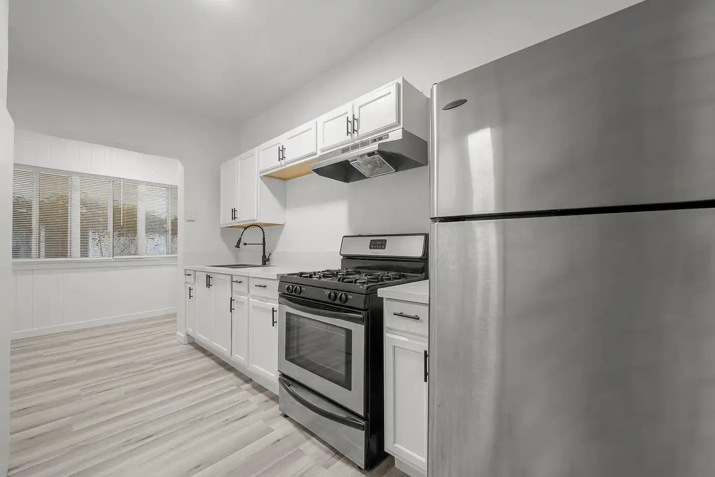 944 S Park View St - Los Angeles, CA | Rent.