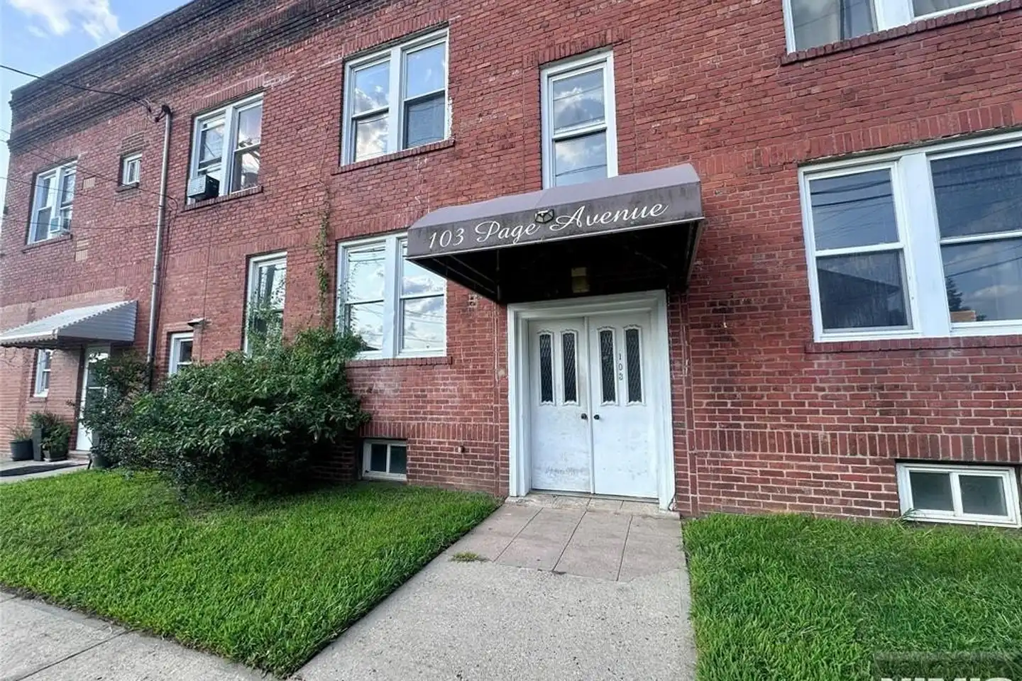 101-105 Page Ave #105 - Lyndhurst, NJ | Rent.