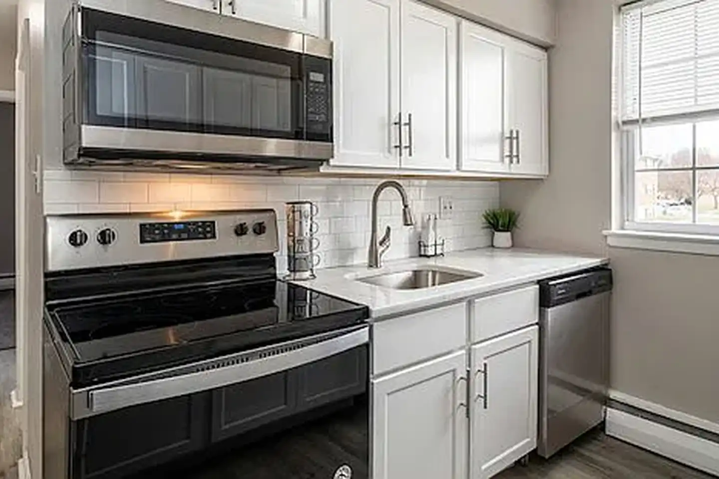 Liberty Square Apartments - 6 Sussex Rd - Newark, DE | Rent.