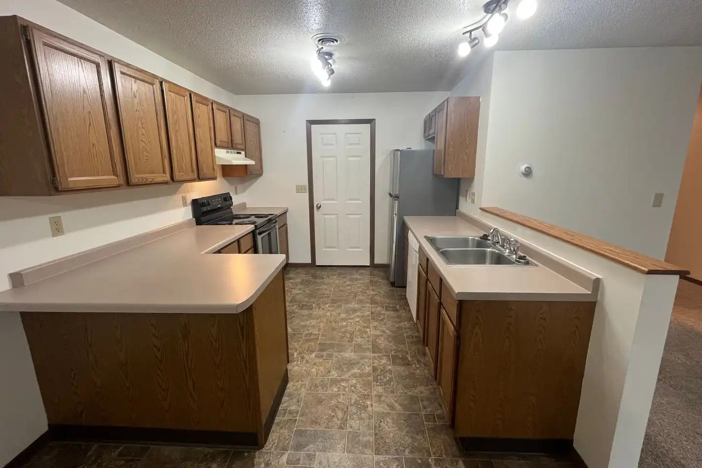 1101 Grandview Ave - Tomah, WI | Rent.