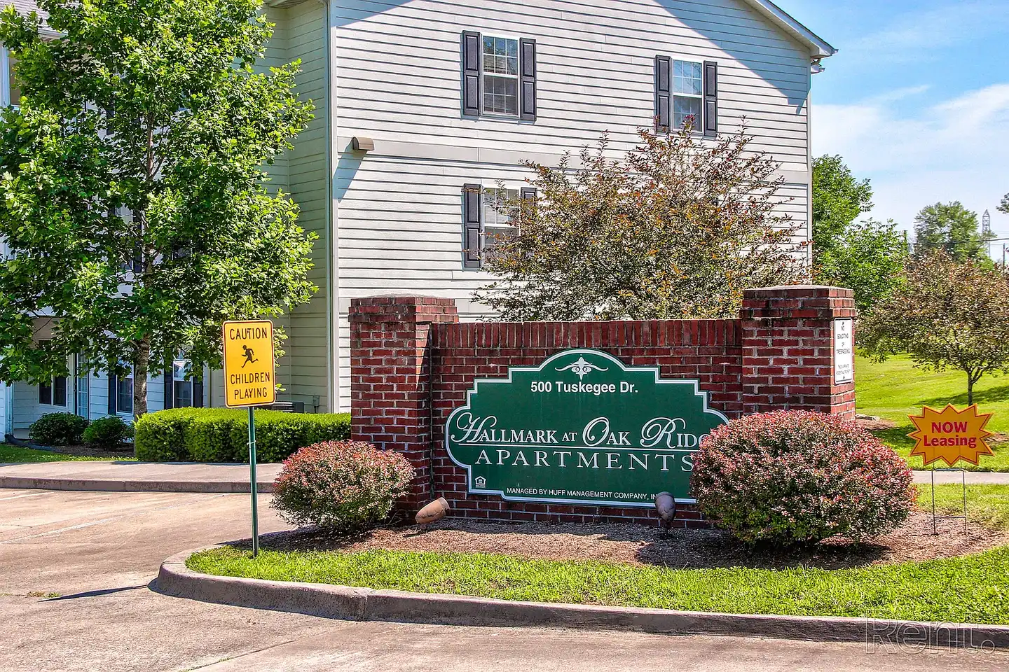 Hallmark at Oak Ridge Apartments - 500 Tuskegee Dr - Oak Ridge, TN | Rent.