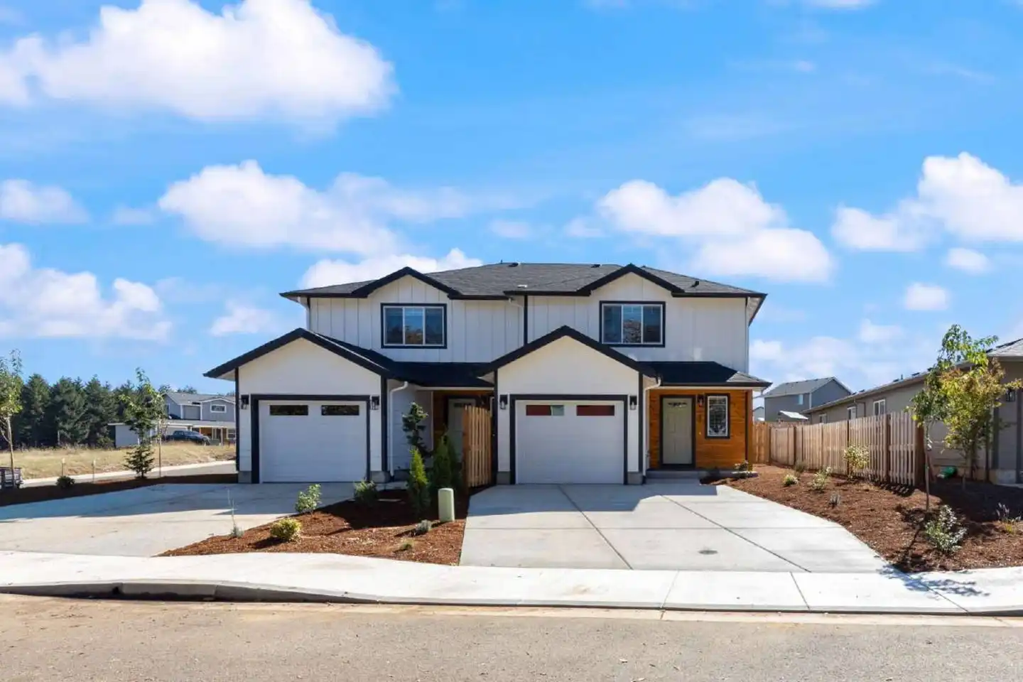 1016 Highlands Loop - Willamina, OR | Rent.
