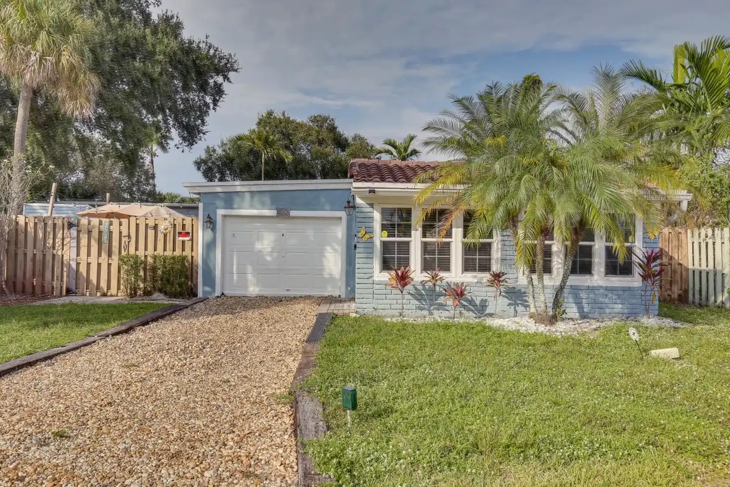 1237 SW 28th St - Fort Lauderdale, FL | Rent.