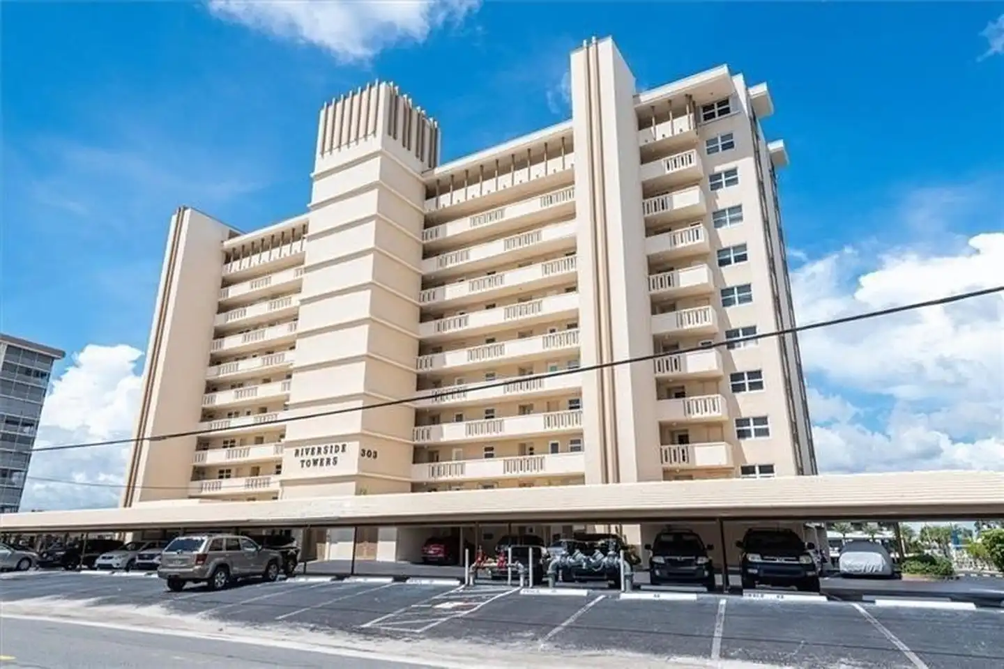 303 N Riverside Dr #304 - Pompano Beach, FL | Rent.
