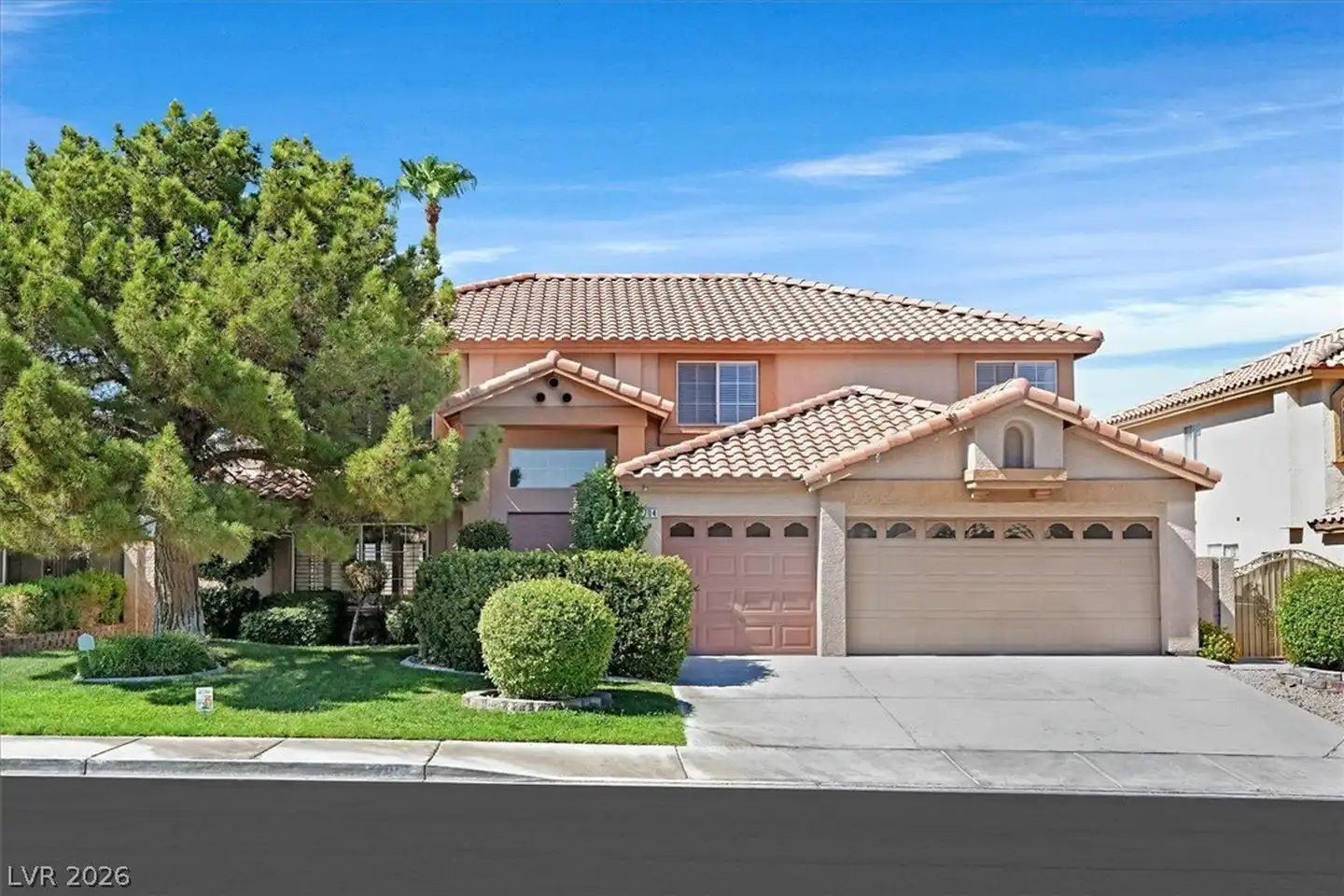 2704 Timber Crossing Ct - Henderson, NV | Rent.