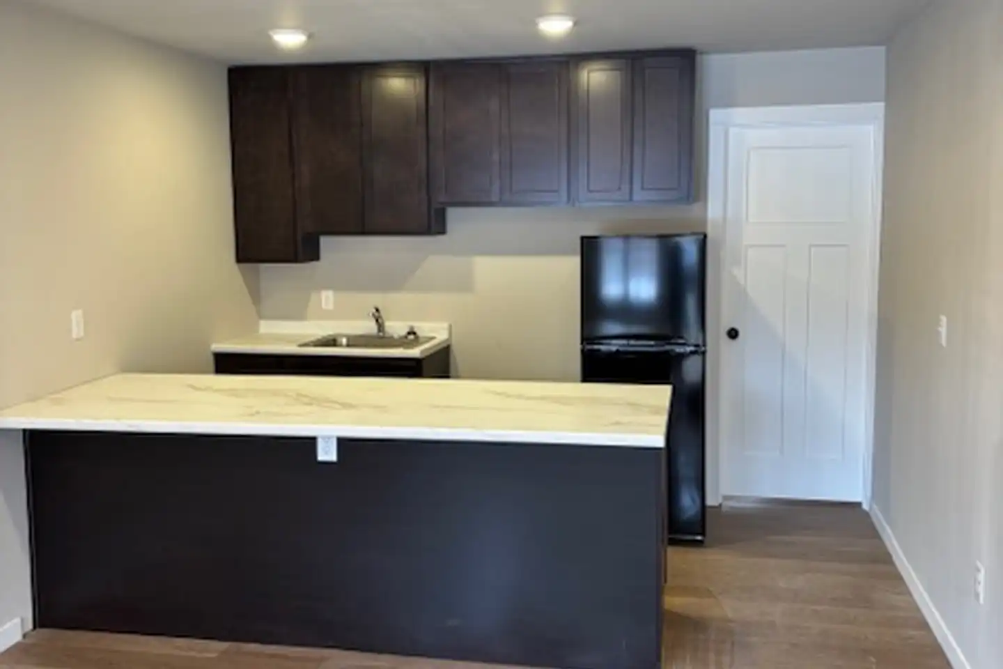 1807 Stonegate Dr unit 107 - Champaign, IL | Rent.