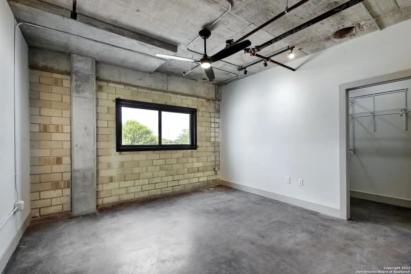 215 Coca-Cola Pl unit 203 - San Antonio, TX | Rent.
