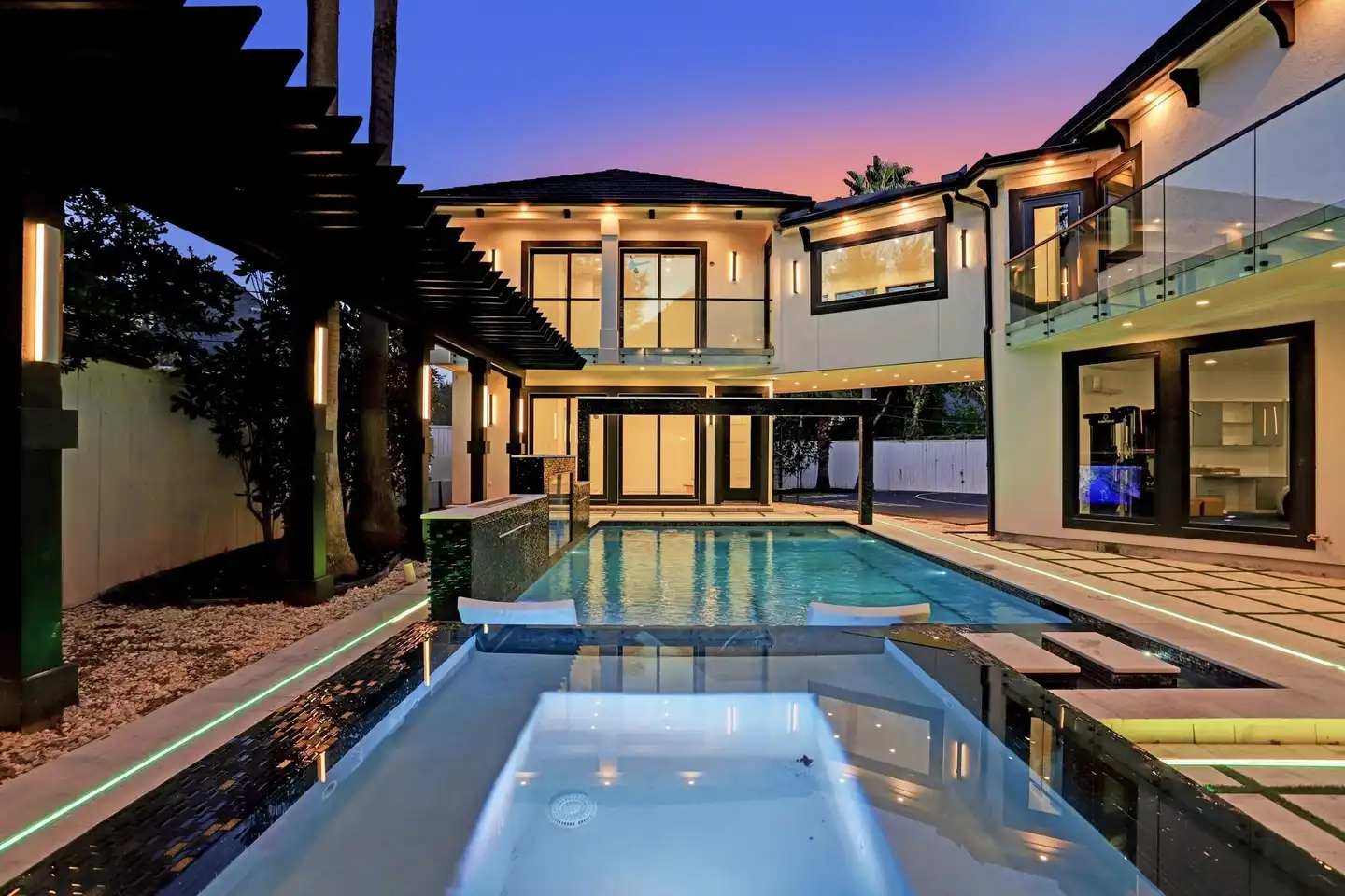 5158 Huckleberry Cir - Houston, TX | Rent.