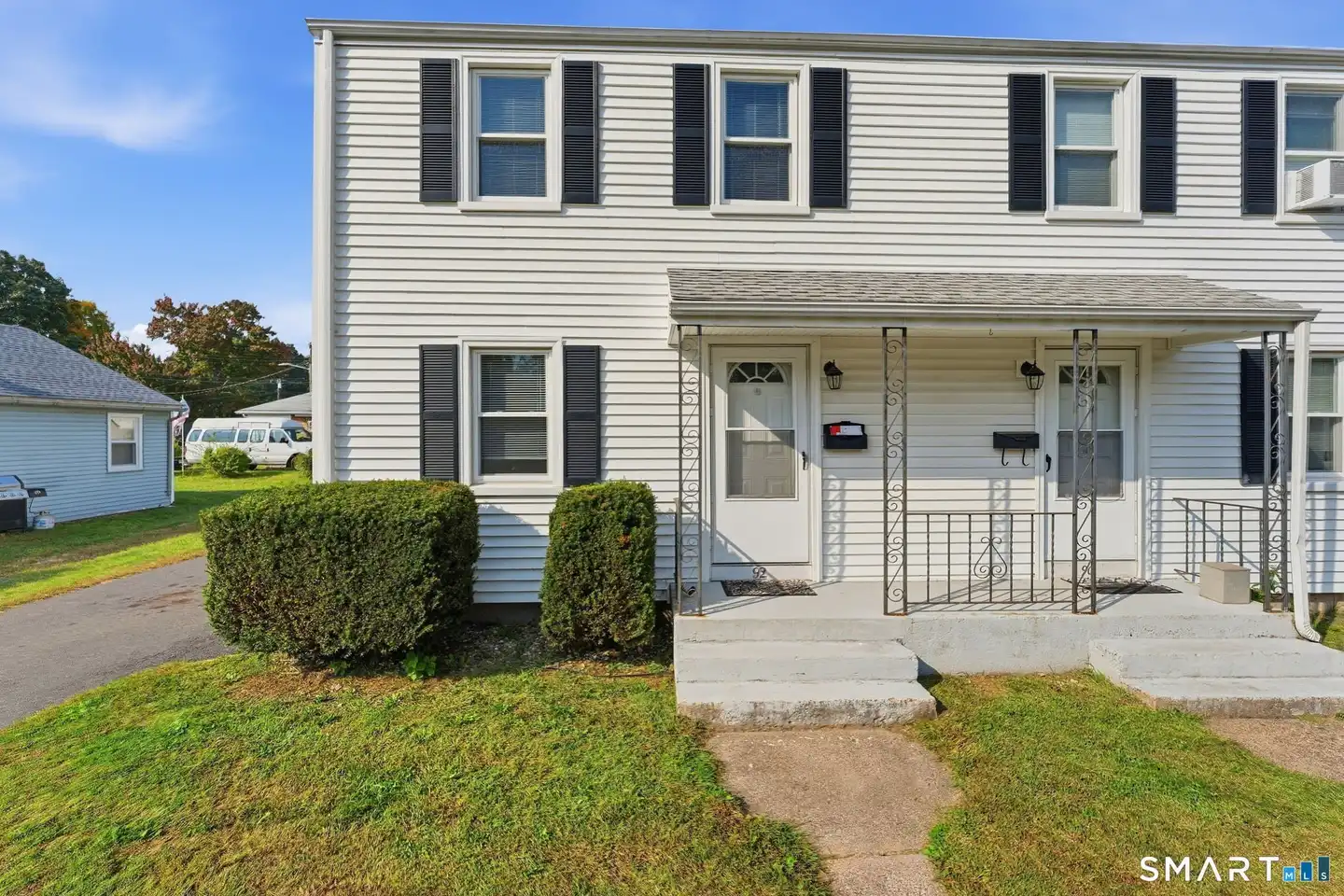 92 Seaman Cir - Manchester, CT | Rent.