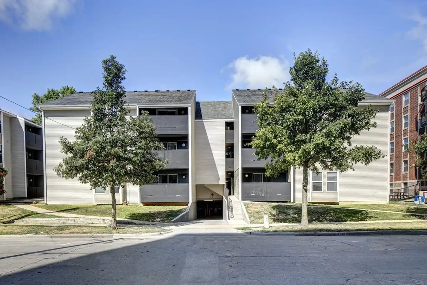909 S 3rd St unit ST30 A - Champaign, IL | Rent.