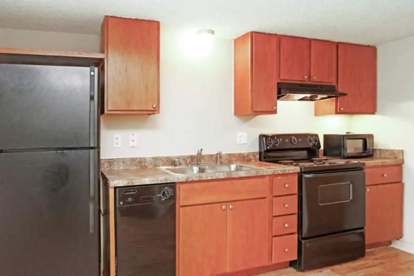 1885 W Mockingbird Ln - Dallas, TX | Rent.