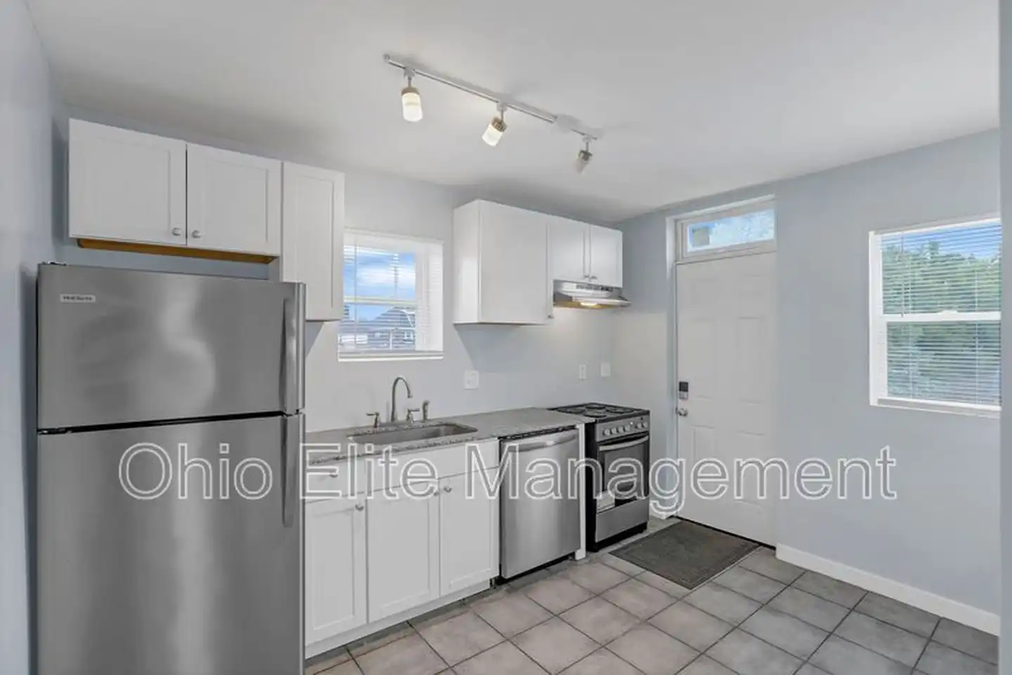 1106 Oakwood Ave - Columbus, OH | Rent.