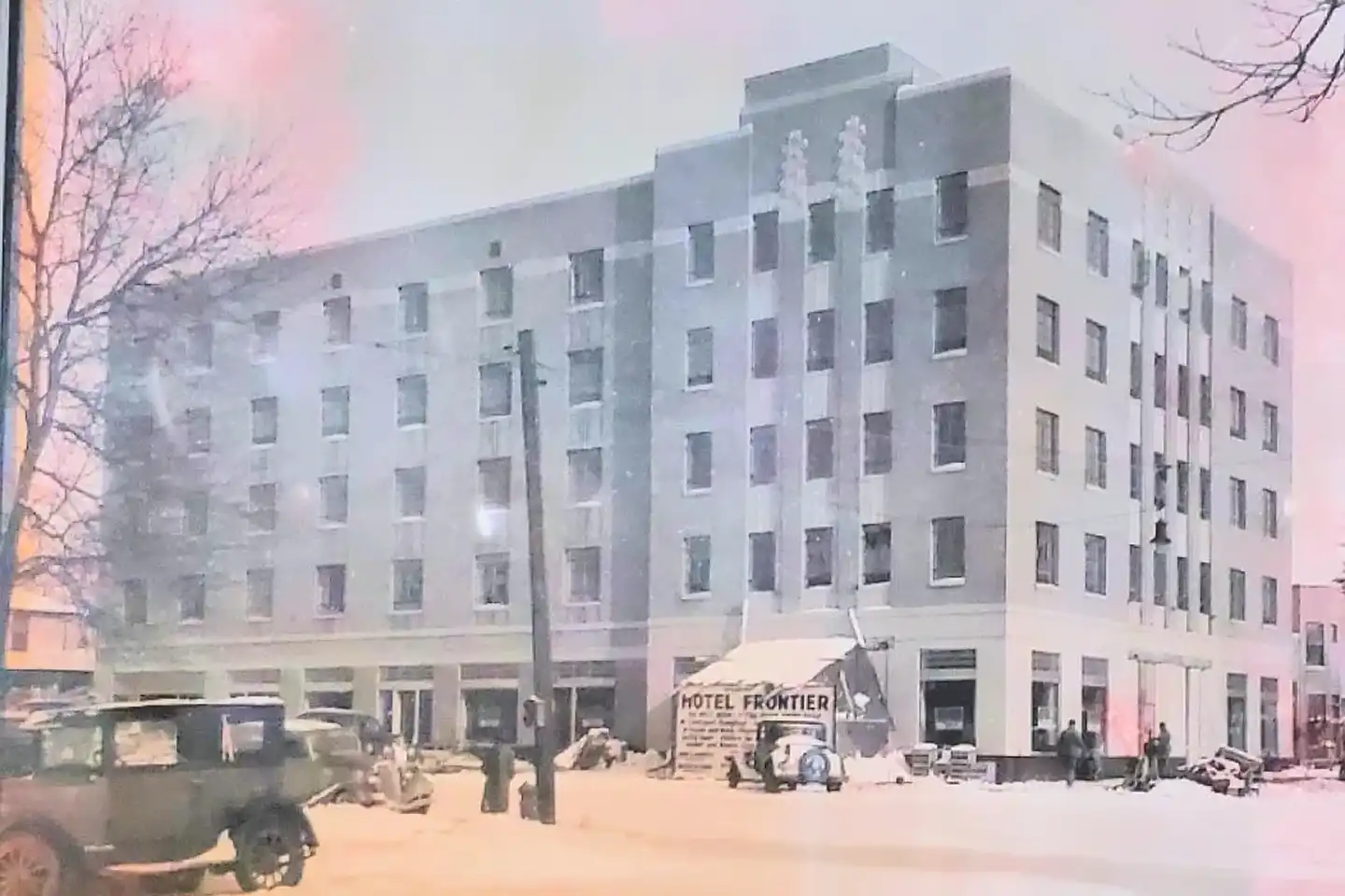 Hotel Froniter - 1901 Central Ave - Cheyenne, WY | Rent.