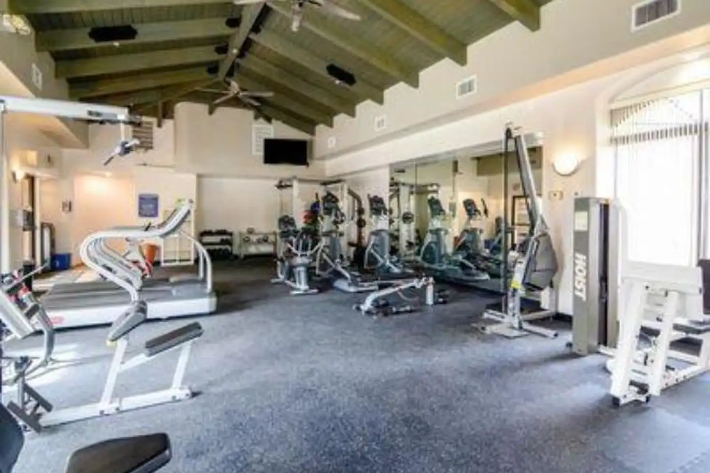 1535 N Scottsdale Rd - Tempe, AZ | Rent.