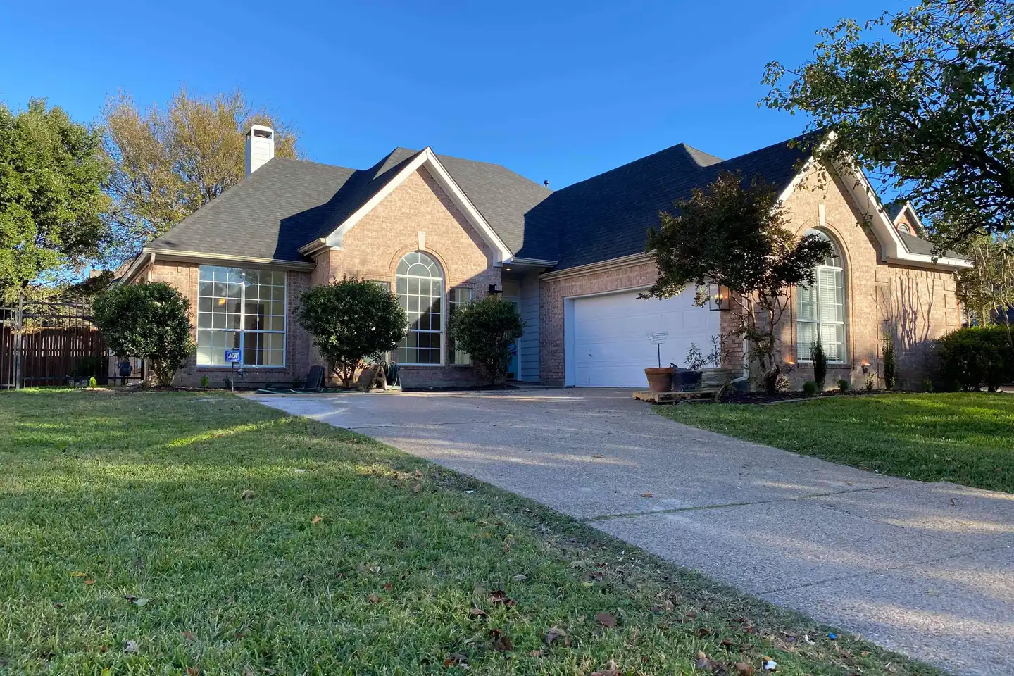 2409 N Hunter Pl Ln - Arlington, TX | Rent.