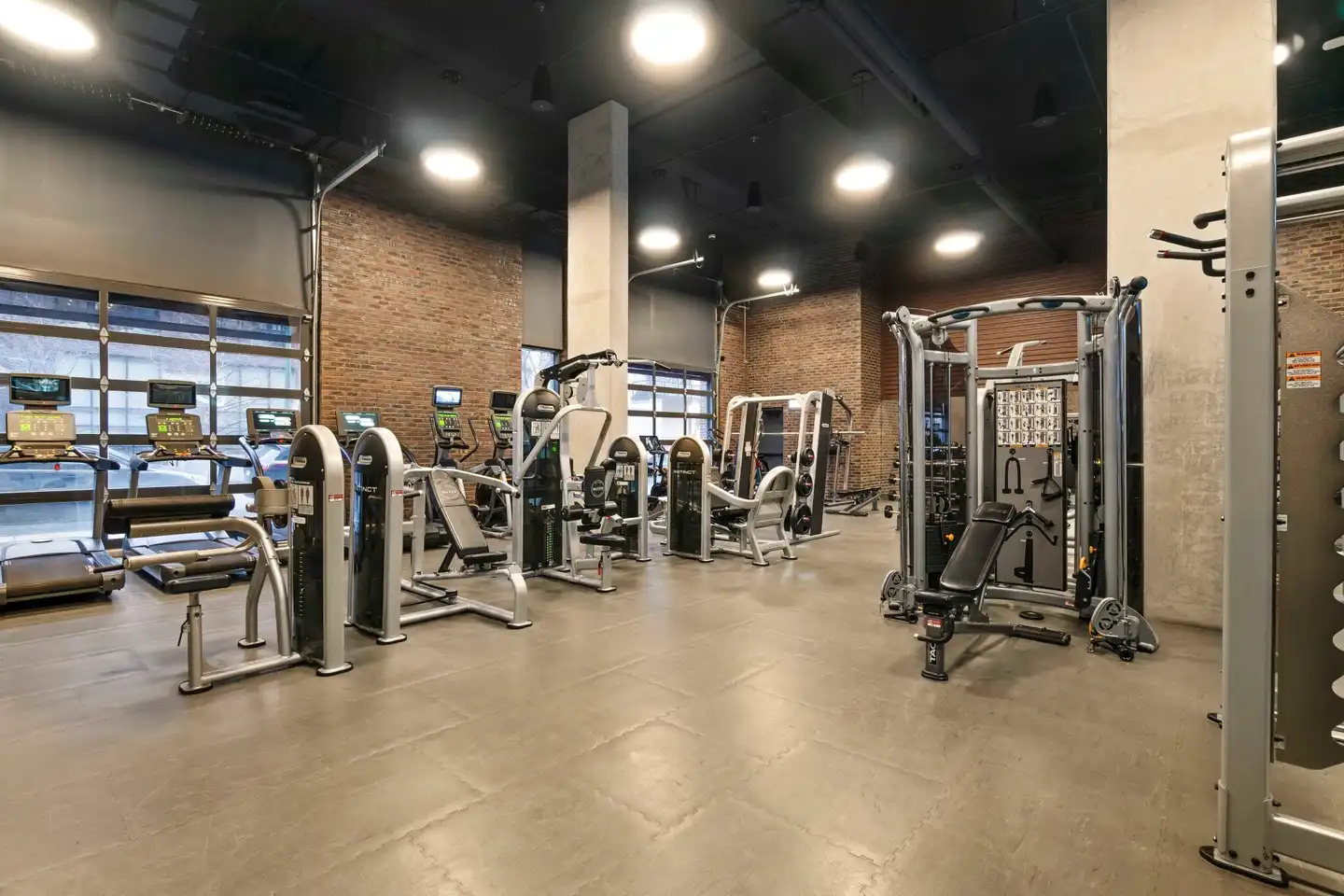 182 N Ada St - Chicago, IL | Rent.