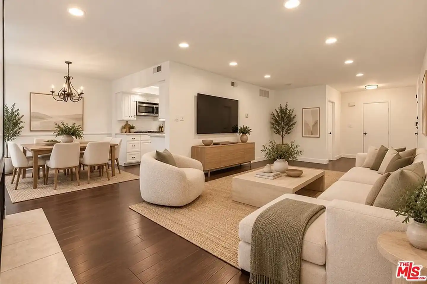 11656 Montana Ave - Los Angeles, CA | Rent.