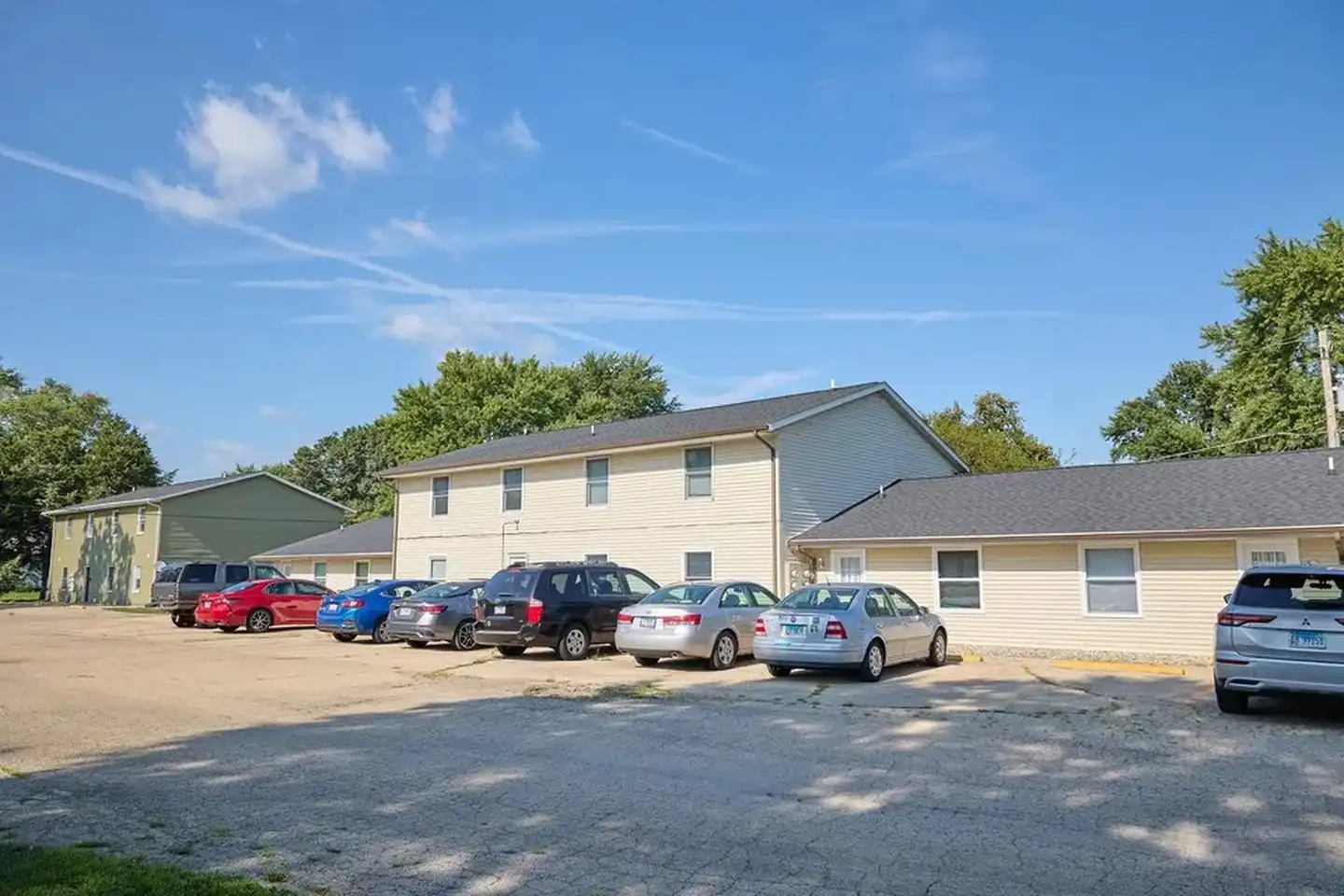108 S 3rd Ave - Mendota, IL | Rent.