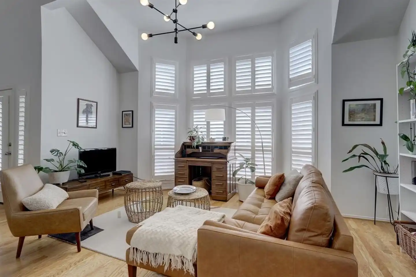1237 W 17th St - Houston, TX | Rent.