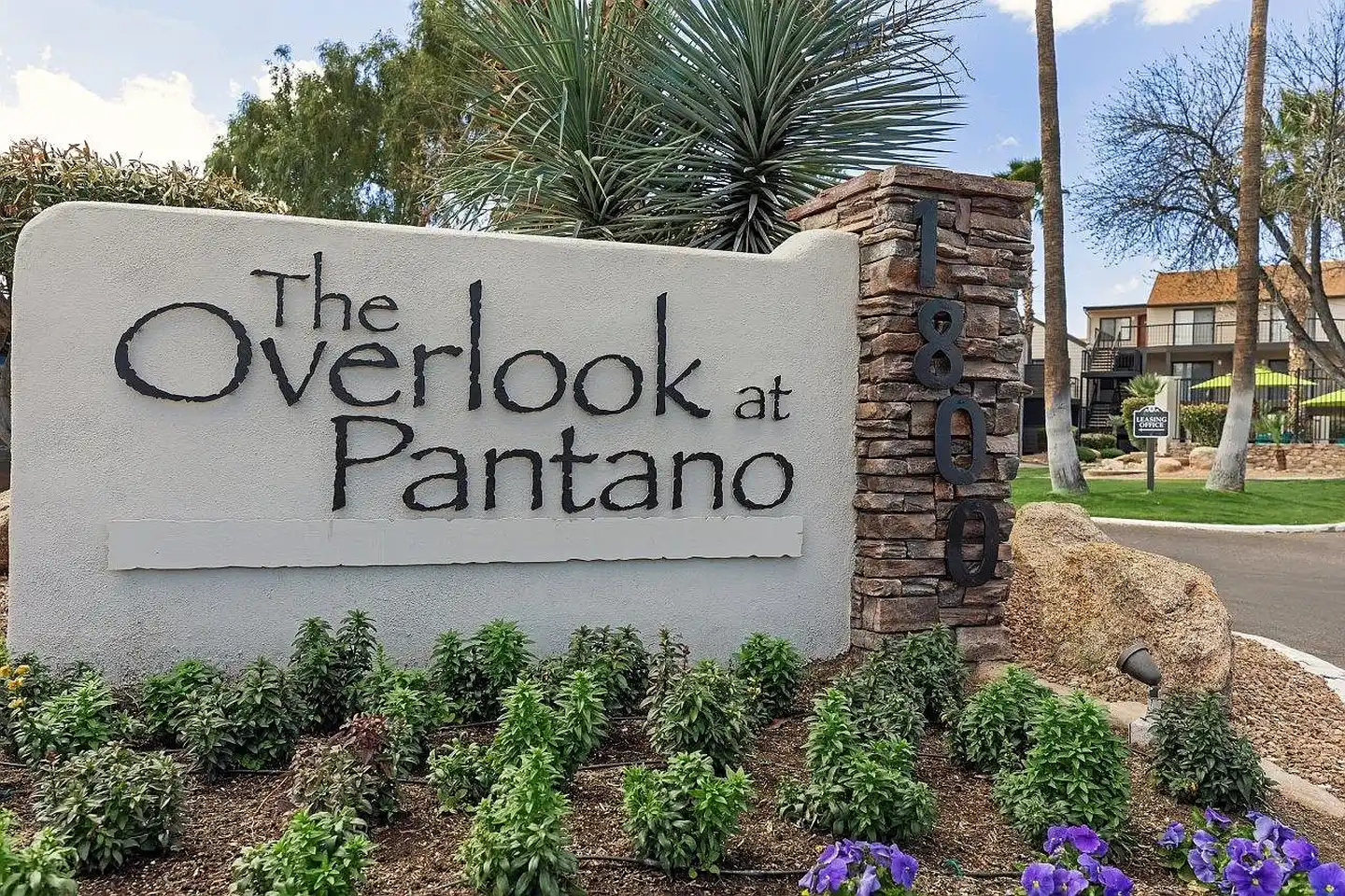 Overlook At Pantano - 1800 S Pantano Rd - Tucson, AZ | Rent.