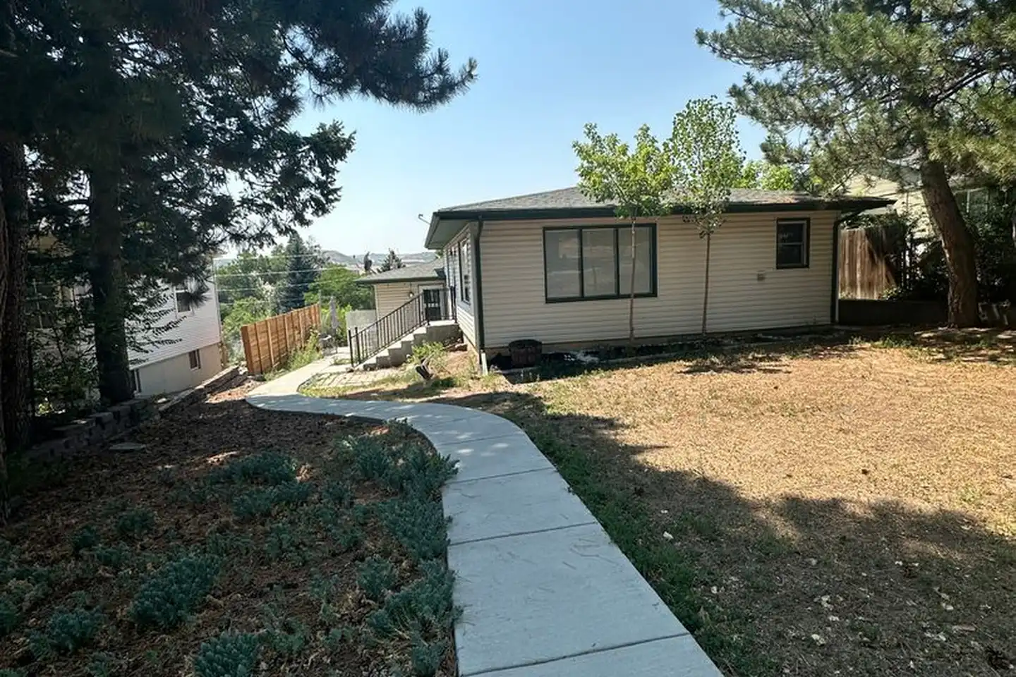 207-209 Lewis St - Castle Rock, CO | Rent.