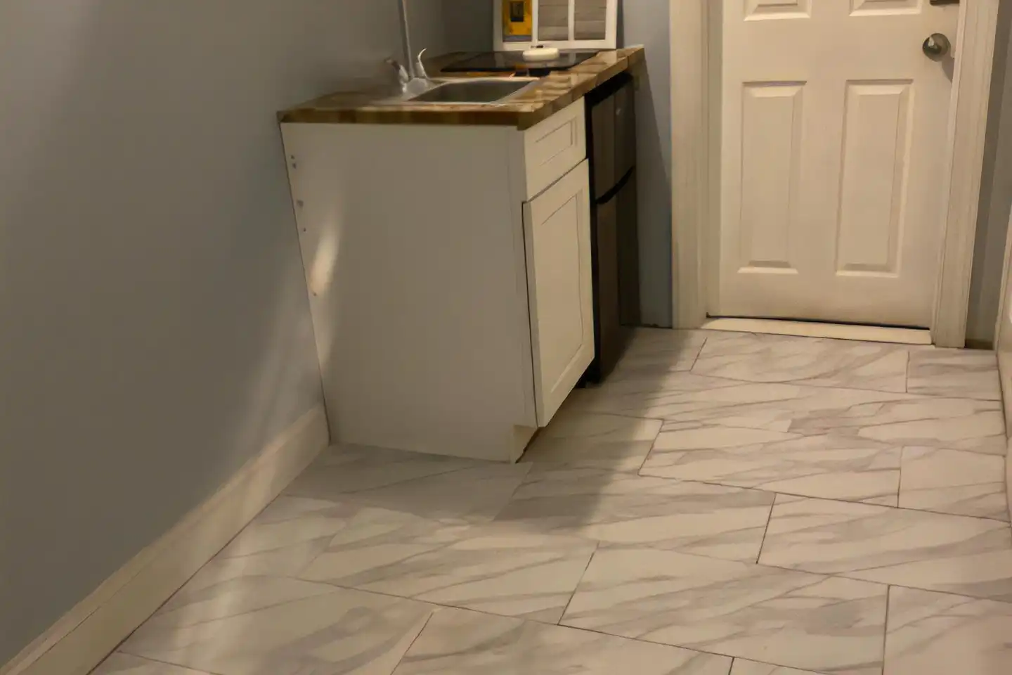 4239 Sansom St unit Basement studio - Philadelphia, PA | Rent.