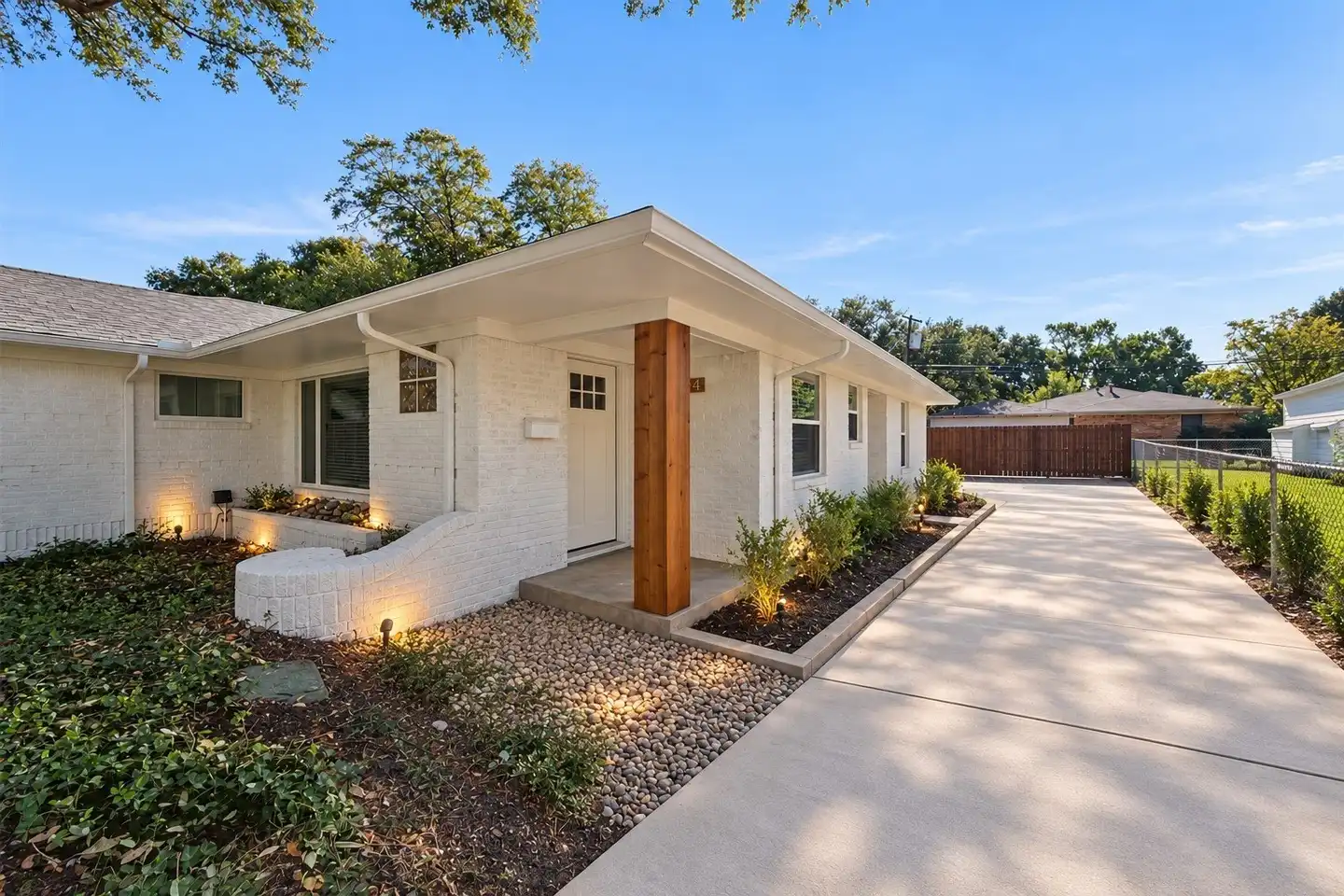 6524 Ravendale Ln - Dallas, TX | Rent.