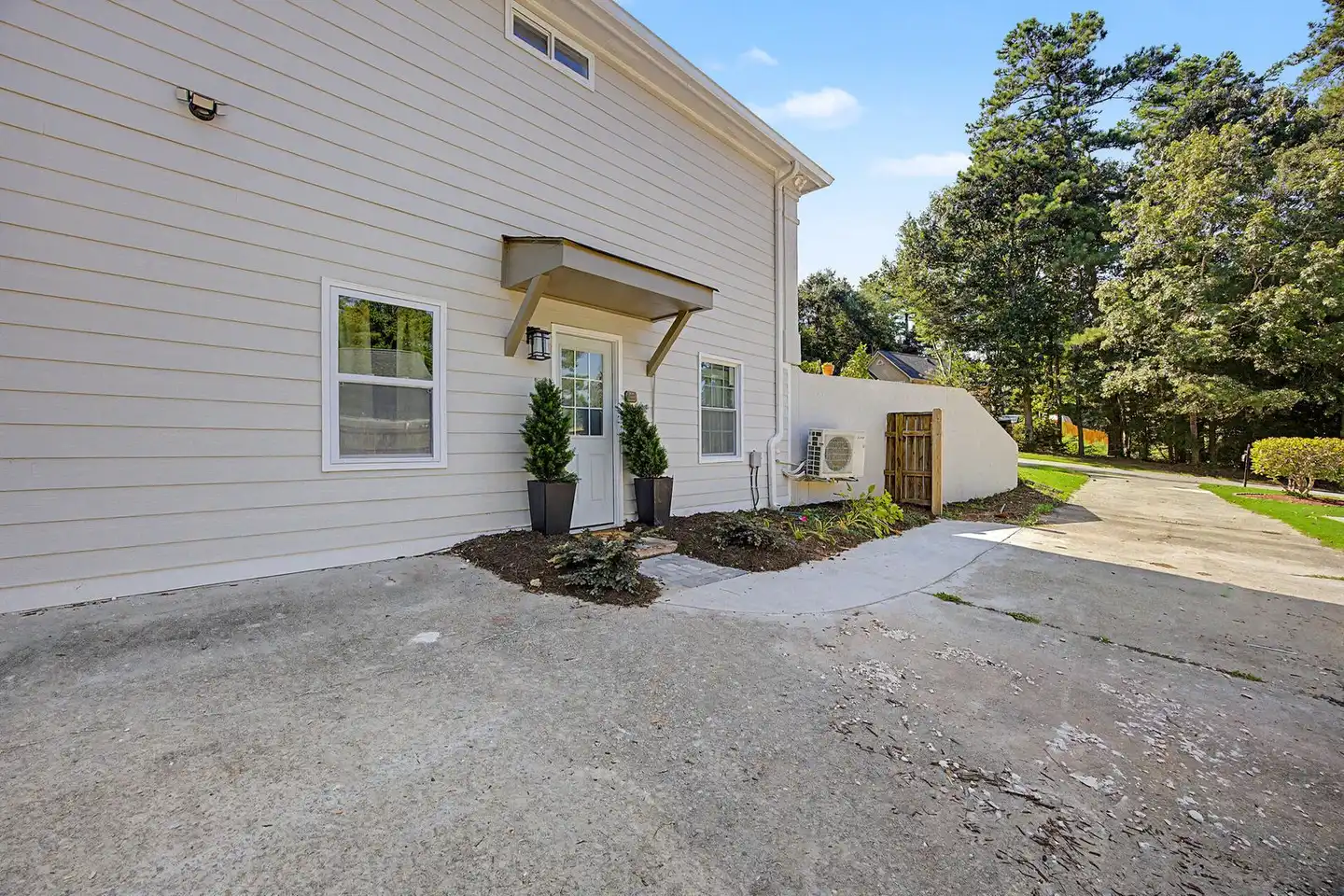 2355 Quail Creek Terrace unit Quail Side - Reena's Retreat - Buford, GA ...