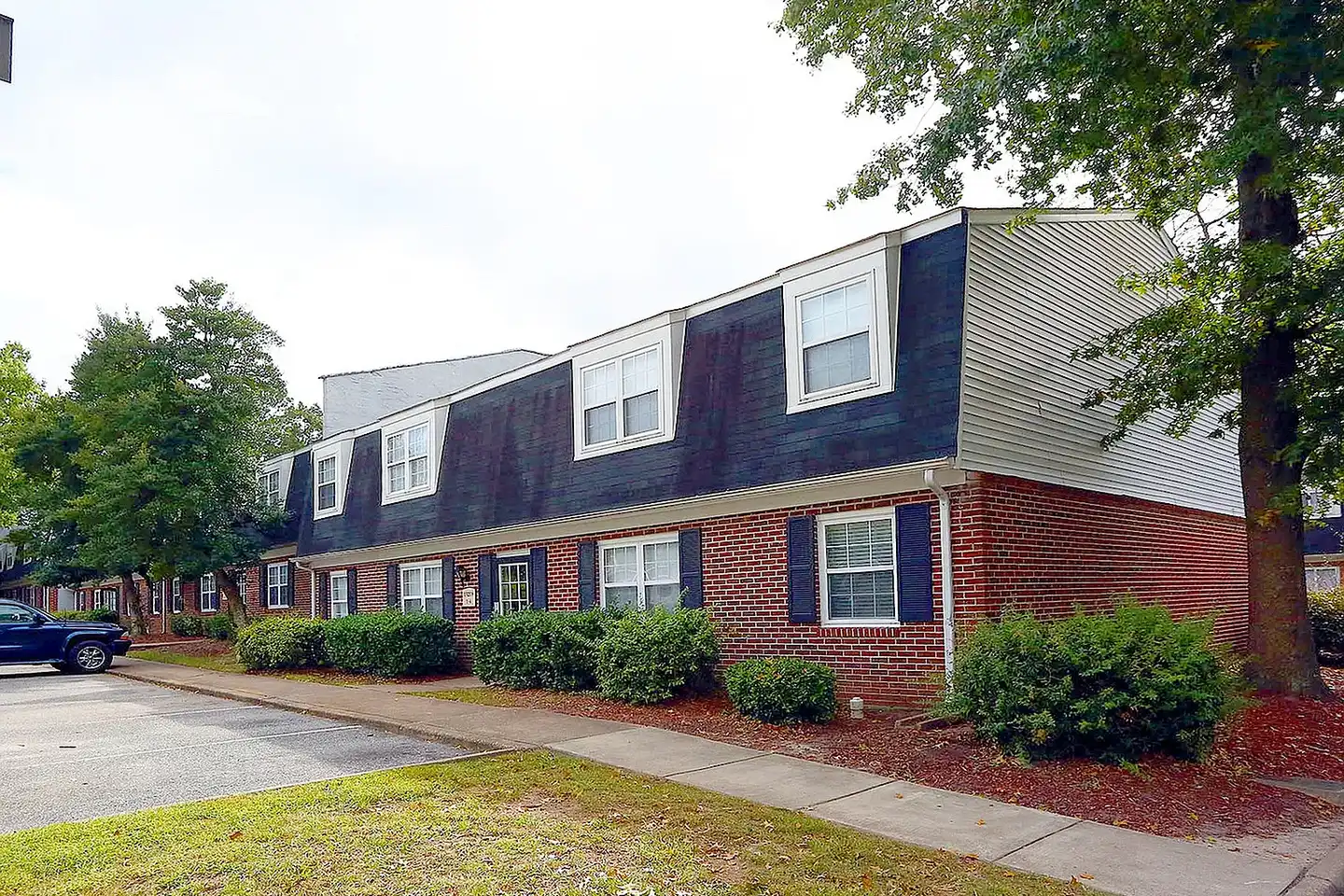 Reserve at Deer Run - 13220 Chester Rd - Newport News, VA | Rent.