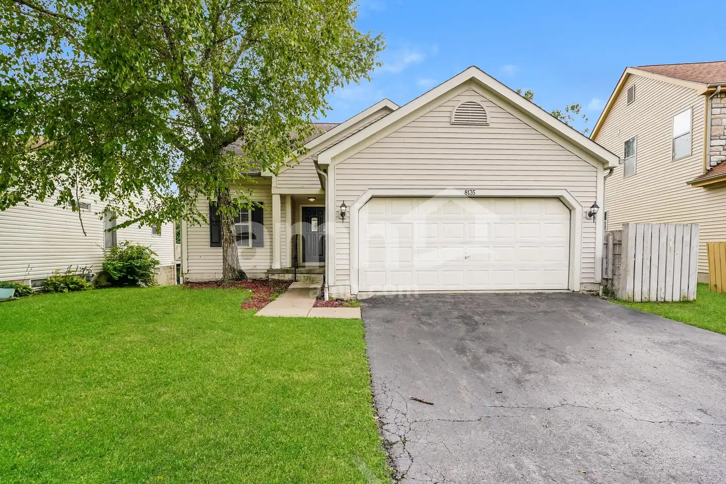 8135 Arbor Rose Way - Blacklick, OH | Rent.
