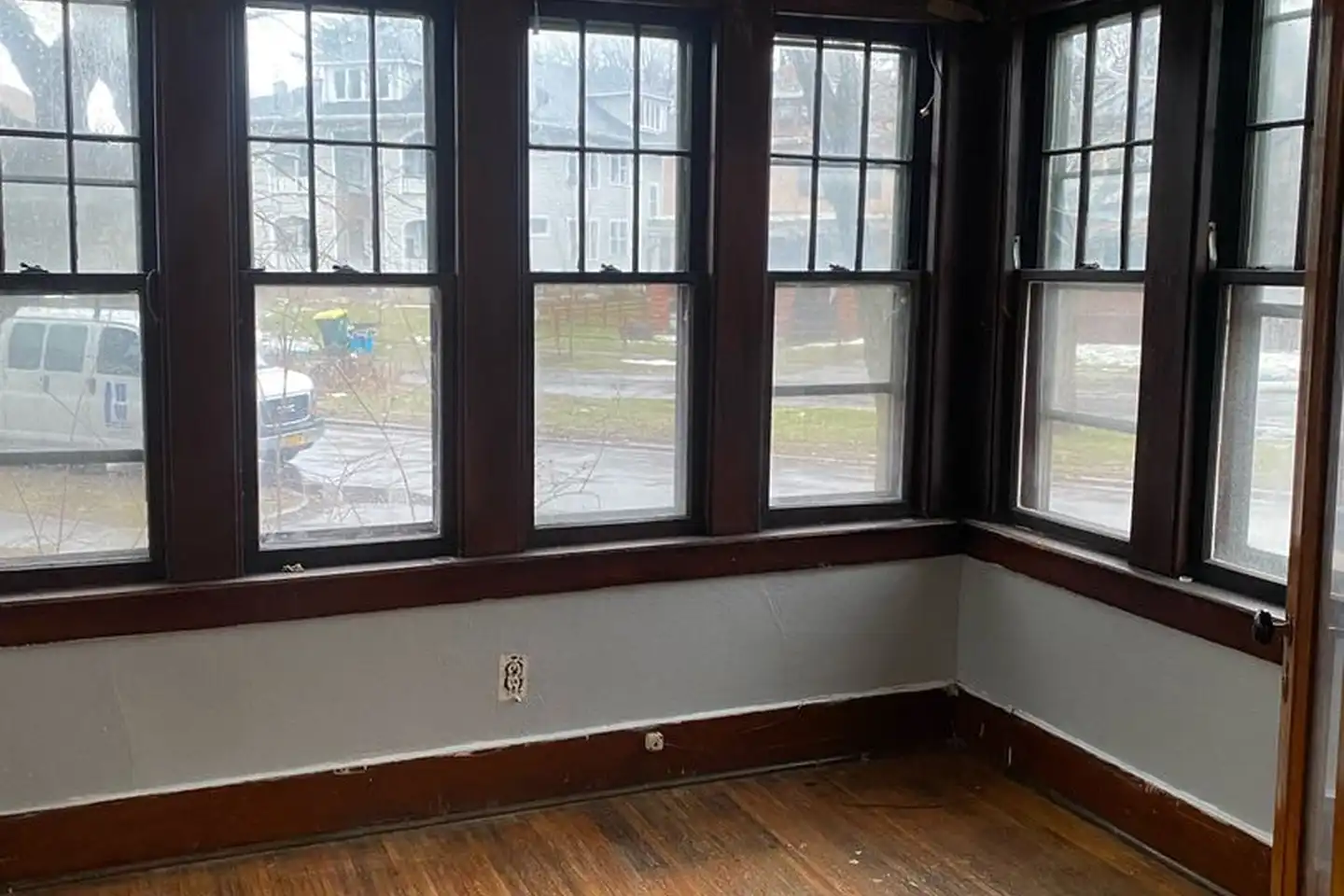 16-18 Carthage Dr unit #1 Down - Rochester, NY | Rent.