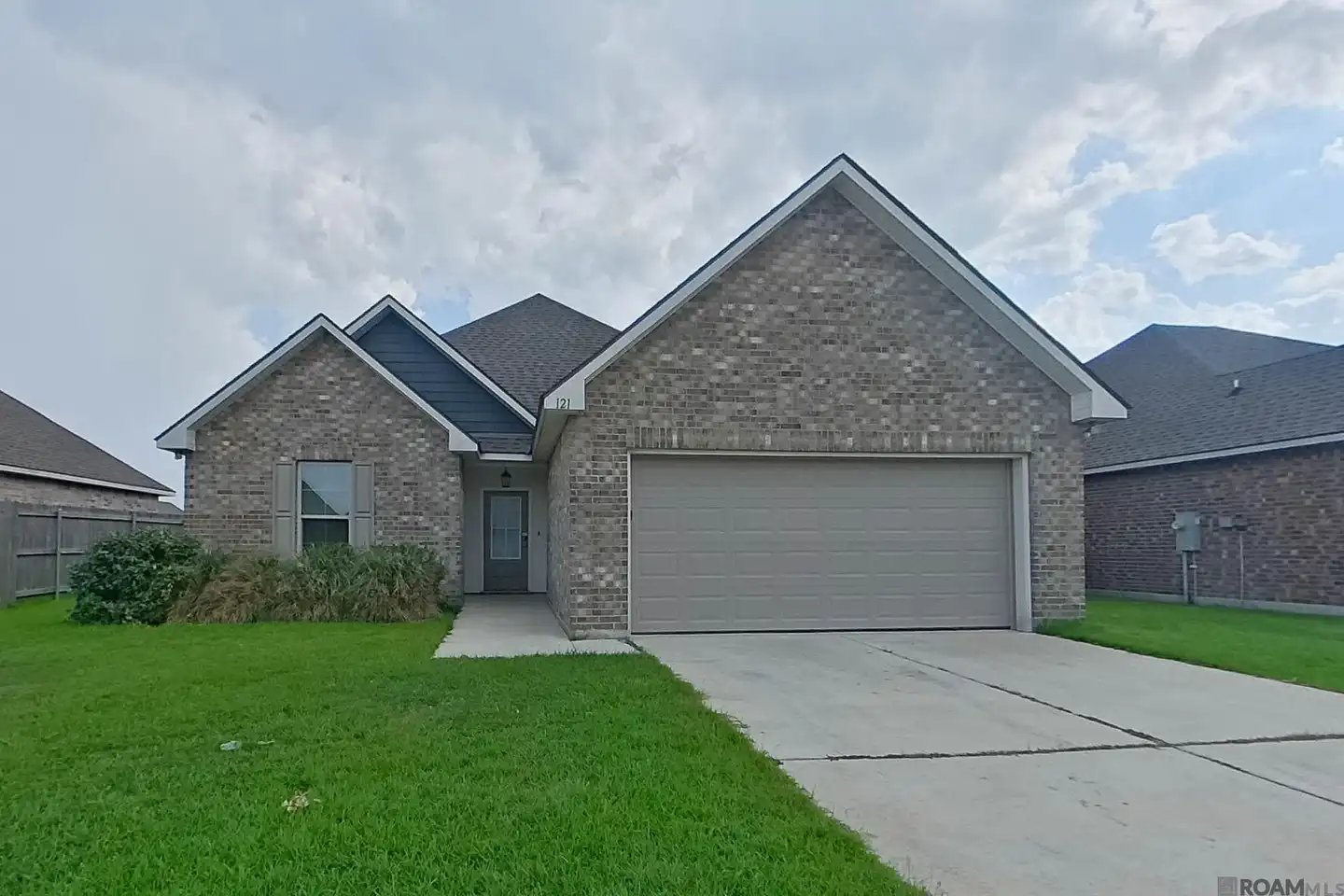 121 Alpine Meadows Ln - Lafayette, LA | Rent.